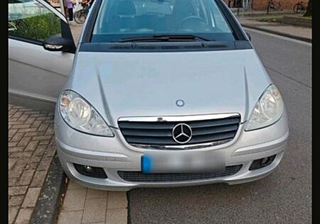 Mercedes-Benz A 170 CLASSIC ( W169 )