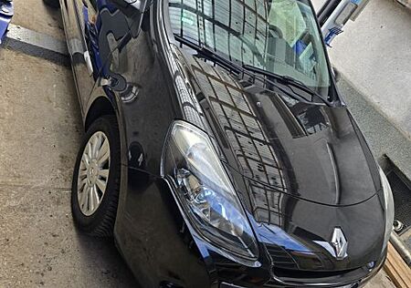 Renault Clio Dynamique TCE 100 Dynamique
