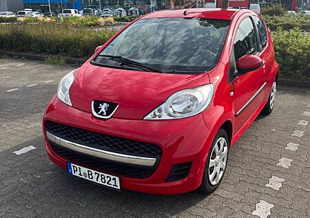 Peugeot 107 BJ. 2009 - guter Zustand