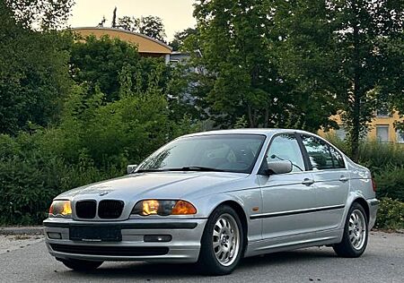 BMW 320i