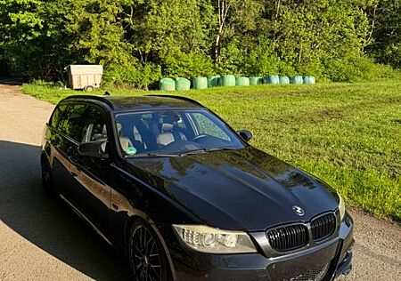 BMW 330d Touring LCI M-Paket N57 / Xenon / AHK 18zol
