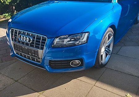 Audi S5 4.2 FSI quattro V8