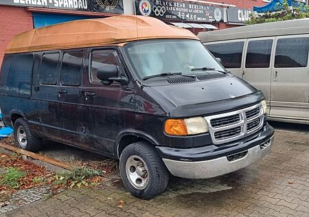 Dodge RAM VAN B 2500