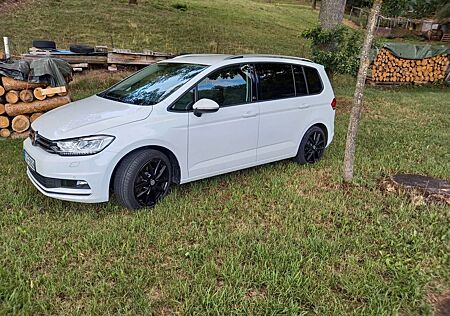 VW Touran Volkswagen 1.4 TSI SOUND BMT SOUND