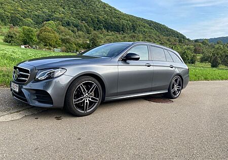 Mercedes-Benz E 220 d T Autom. -