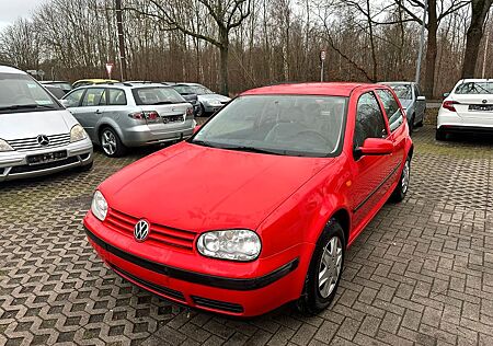VW Golf Volkswagen 1.6 Automatik Comfortline 141TKM TÜV NEU