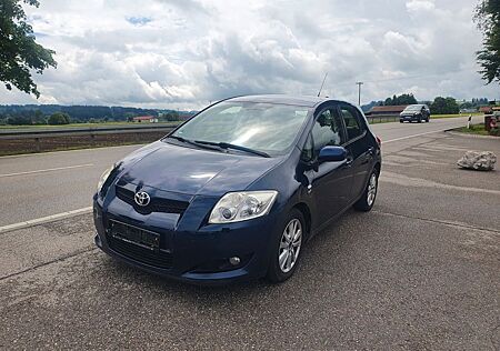 Toyota Auris 2,0 Tüv und Kundendienst Neu