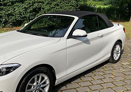 BMW 218i Cabrio Advantage