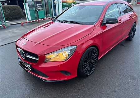 Mercedes-Benz CLA 220 Shooting Brake CLA 220 d DCT Shootin...