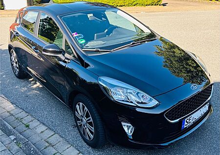 Ford Fiesta Cool & Connect TEMPOMATWINTERPAKET;LED