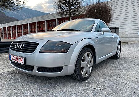Audi TT Coupe 1.8T 132 kW -
