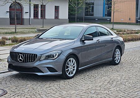 Mercedes-Benz CLA 180 -