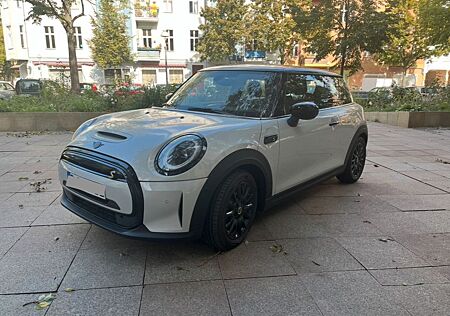 Mini Cooper SE Classic Trim Classic Trim