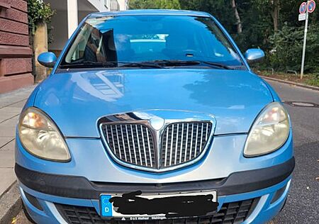 Lancia Ypsilon 1.2 8v Arctic Arctic