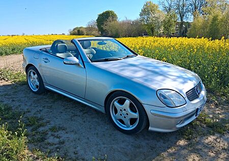 Mercedes-Benz SLK 200 -