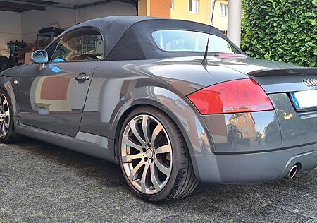 Audi TT Roadster 1.8T, Nimbusgrau! HU neu! 18" Alu!