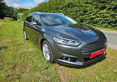 Ford Mondeo 2,0 TDCi 132kW Titanium WEBASTO LED AHK