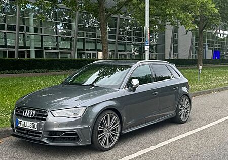 Audi S3 2.0 TFSI S tronic quattro Sportback -