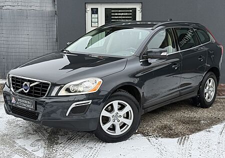 Volvo XC 60 XC60 Automatik,Klimaaut,Navi,Xenon,PDC Momentum