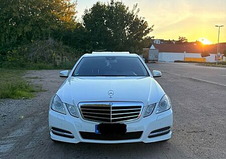 Mercedes-Benz 200