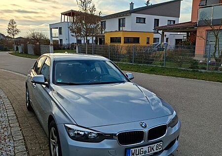 BMW 316i - 2015 - Benzin - nur 98.000km