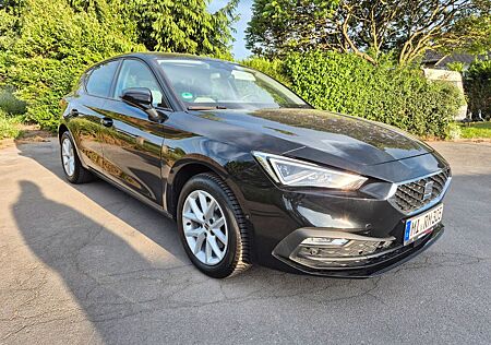 Seat Leon 1.5 TSI Style *Scheckheft* Lenkradheizung*