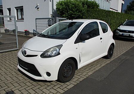Toyota Aygo (X) Aygo AYGO Basis
