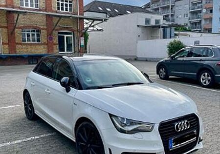 Audi A1 1.4 TFSI S line Sportback S line