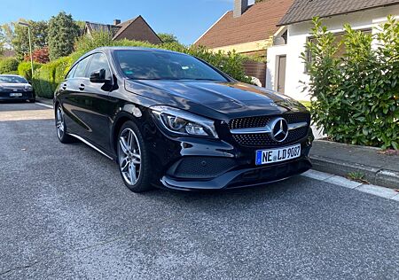 Mercedes-Benz CLA Shooting Brake AMG line