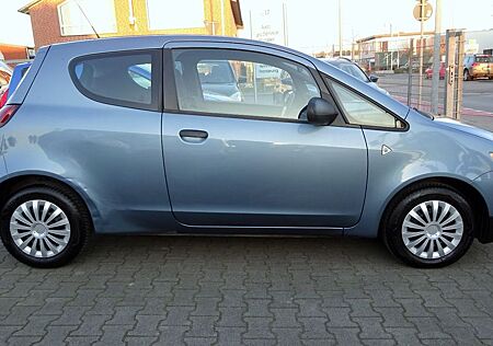 Mitsubishi Colt Lim. 3-trg. Inform Klima TÜV 06-2026