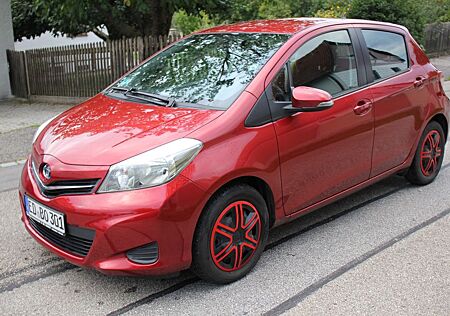 Toyota Yaris 1,4-l-D-4D Cool Cool