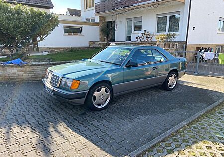 Mercedes-Benz E 230 W124 230ce