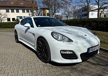 Porsche Panamera 4 Platinum Edition Platinum Edition