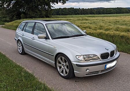 BMW 330i touring -