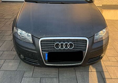 Audi A3 2.0 TDI TÜV 18 Monate Reifen Service gut