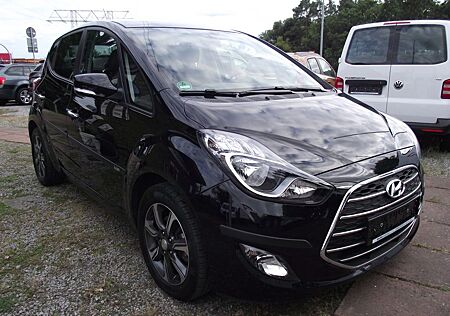 Hyundai ix20 YES! Plus Automatik , Navi