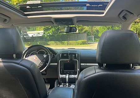 Porsche Cayenne S / Pano / Navi / Bi-Xenon