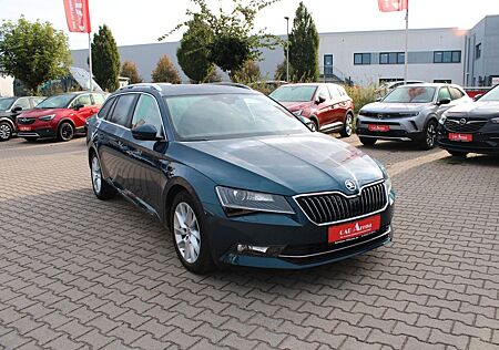 Skoda Superb Combi 2.0 TDI Style DSG*1.Hand*Navi*Klima