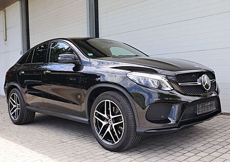 Mercedes-Benz GLE 500 gebraucht kaufen Mercedes-Benz GLE 500 Coupe V8 4Matic AMG PANO/WANKSTAB./VOLL