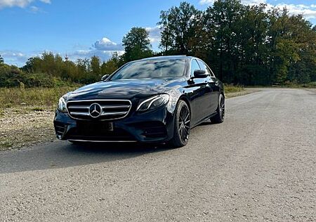 Mercedes-Benz E 400 4MATIC AMG Line Autom. AMG Line