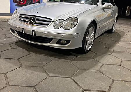 Mercedes-Benz CLK 350 ELEGANCE / Tempomat-Distronic/ Klima/V6