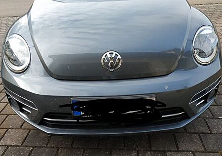 VW Beetle Volkswagen Cabriolet 2.0 TDI BMT Design