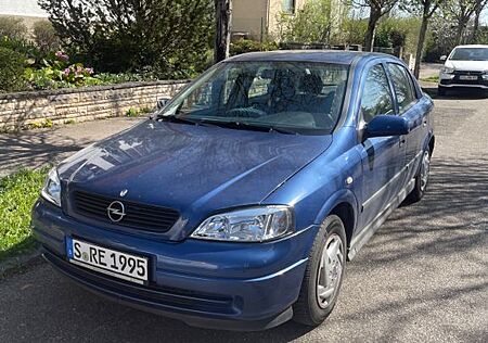 Opel Astra 1.2 16V COMFORT Comfort