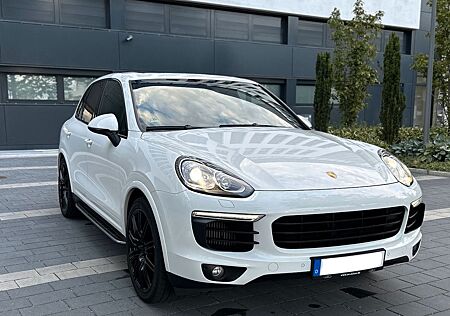 Porsche Cayenne 4.2 S Diesel Pano/Totwink./21"