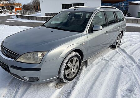 Ford Mondeo Turnier Ghia 1.8
