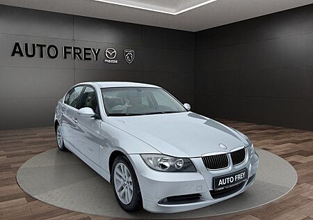 BMW 325i Limousine LEDER NAVI