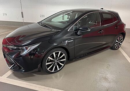 Toyota Corolla Hybrid GR Sport Black Edition