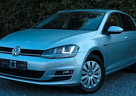 VW Golf Volkswagen 7 1.6 TDI BMT LOUNGE*LED+NAVI+1Hand+5Türe