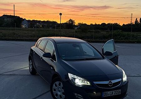 Opel Astra 1.6 Automatik TÜV 2026