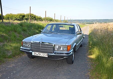 Mercedes-Benz 280 SE